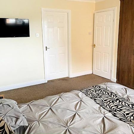 5-Bedroom Cottage In Healing, Grimsby Екстер'єр фото