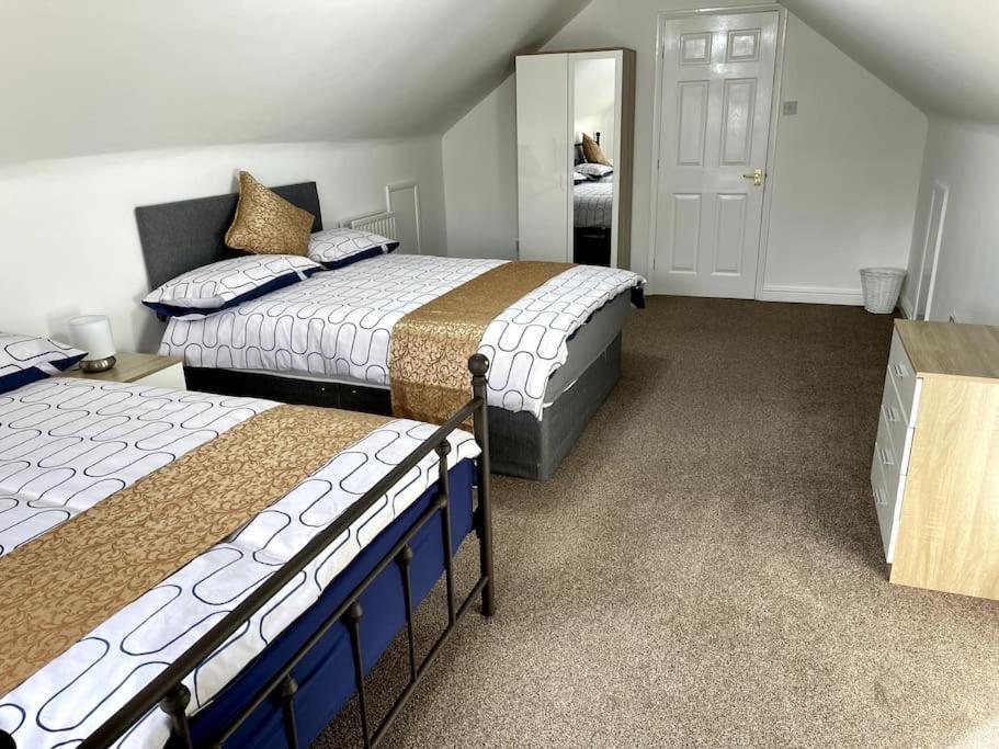 5-Bedroom Cottage In Healing, Grimsby Екстер'єр фото