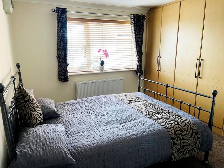 5-Bedroom Cottage In Healing, Grimsby Екстер'єр фото